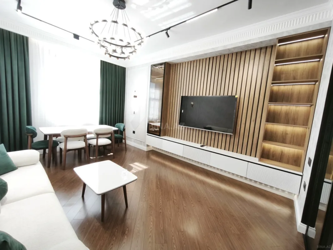 Kirayə verilir 2 otaqlı mənzil 88 m²