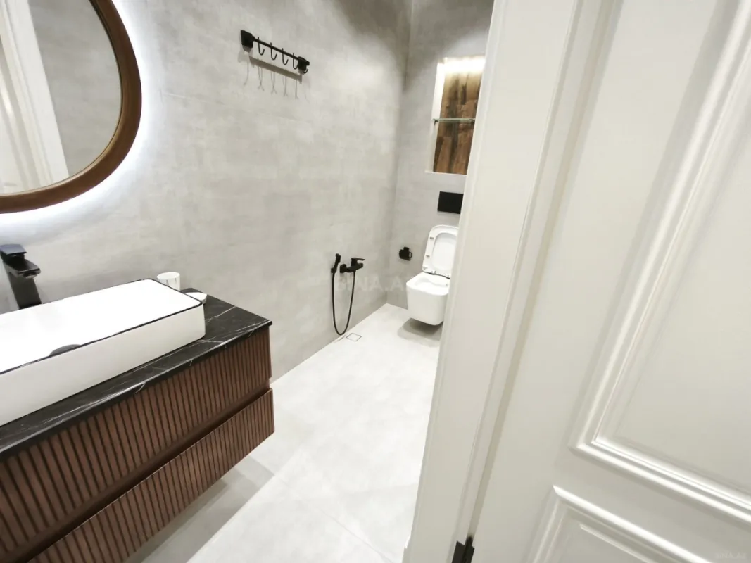 Kirayə verilir 2 otaqlı mənzil 88 m²