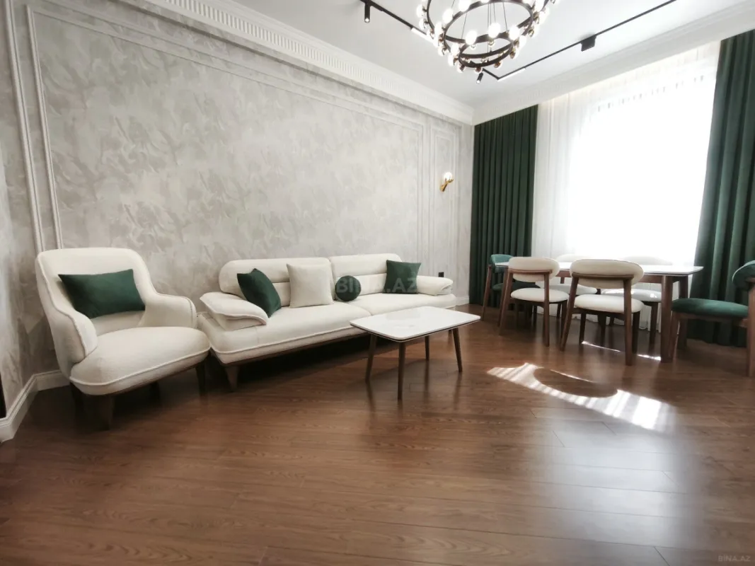 Kirayə verilir 2 otaqlı mənzil 88 m²