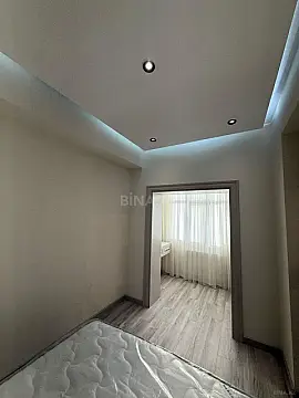 Satılır 2 otaqlı mənzil 72 m²