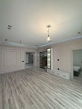 Satılır 2 otaqlı mənzil 72 m²