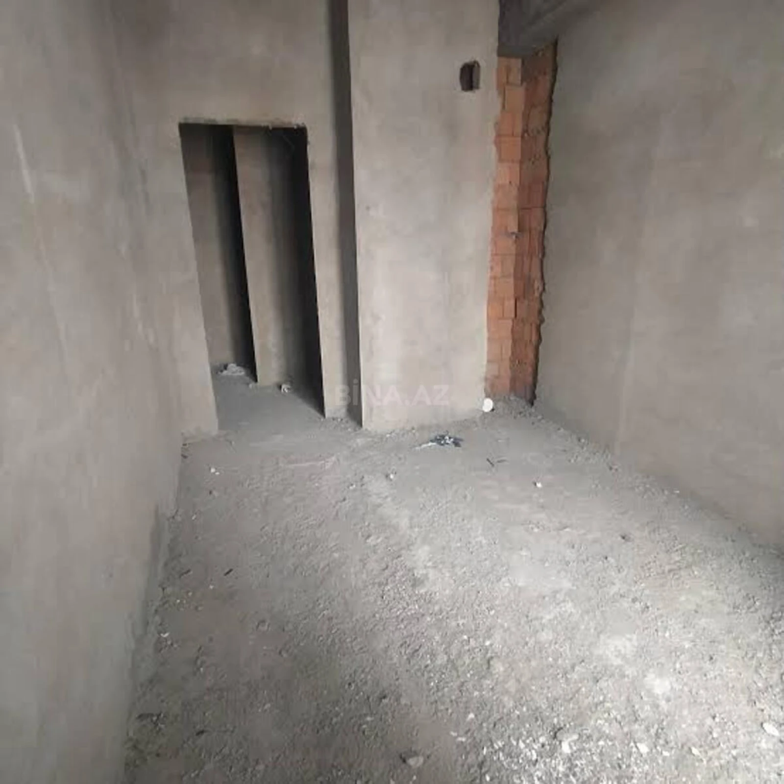 Satılır 3 otaqlı mənzil 115 m²