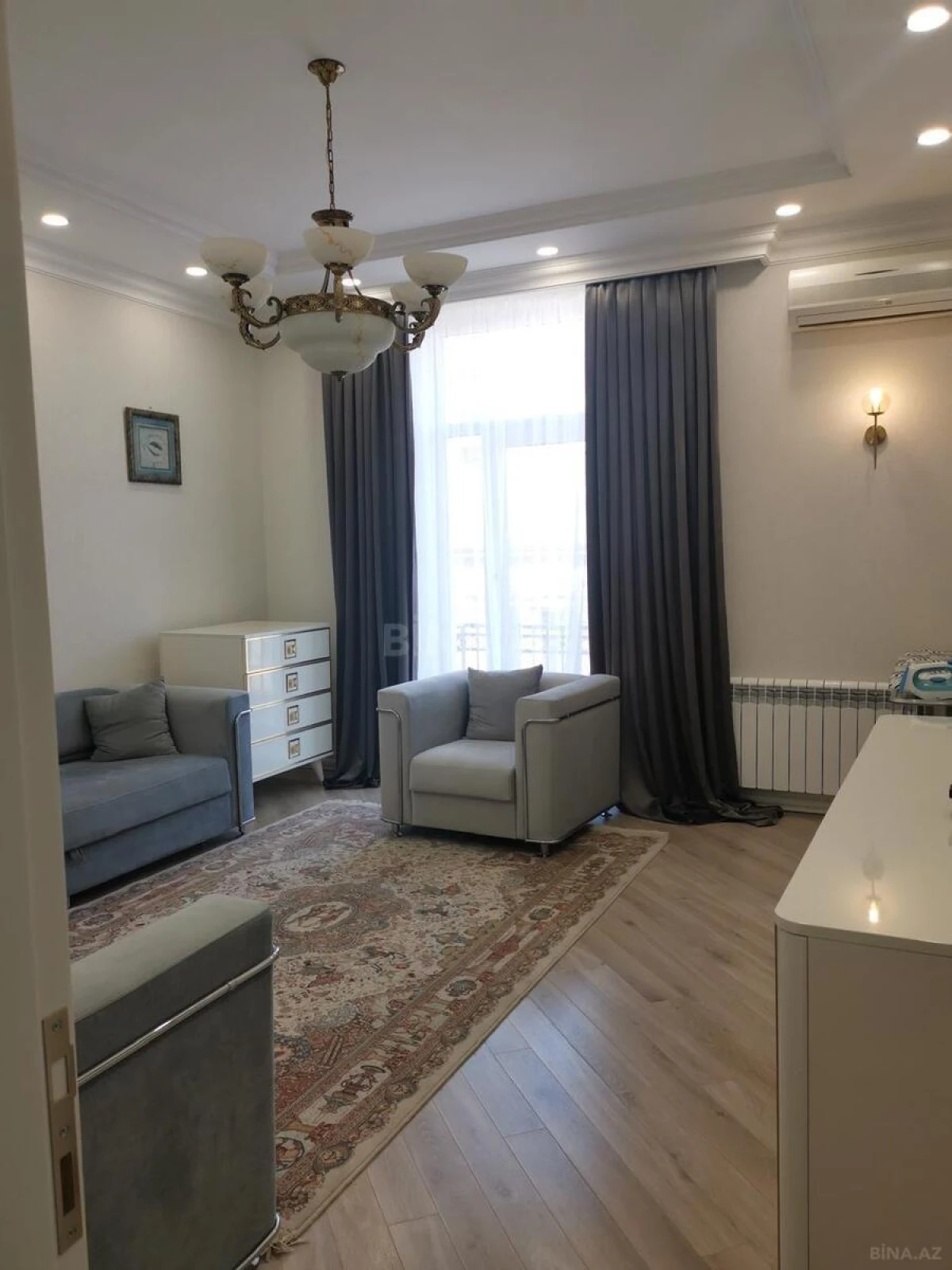 Kirayə verilir 2 otaqlı mənzil 60 m²