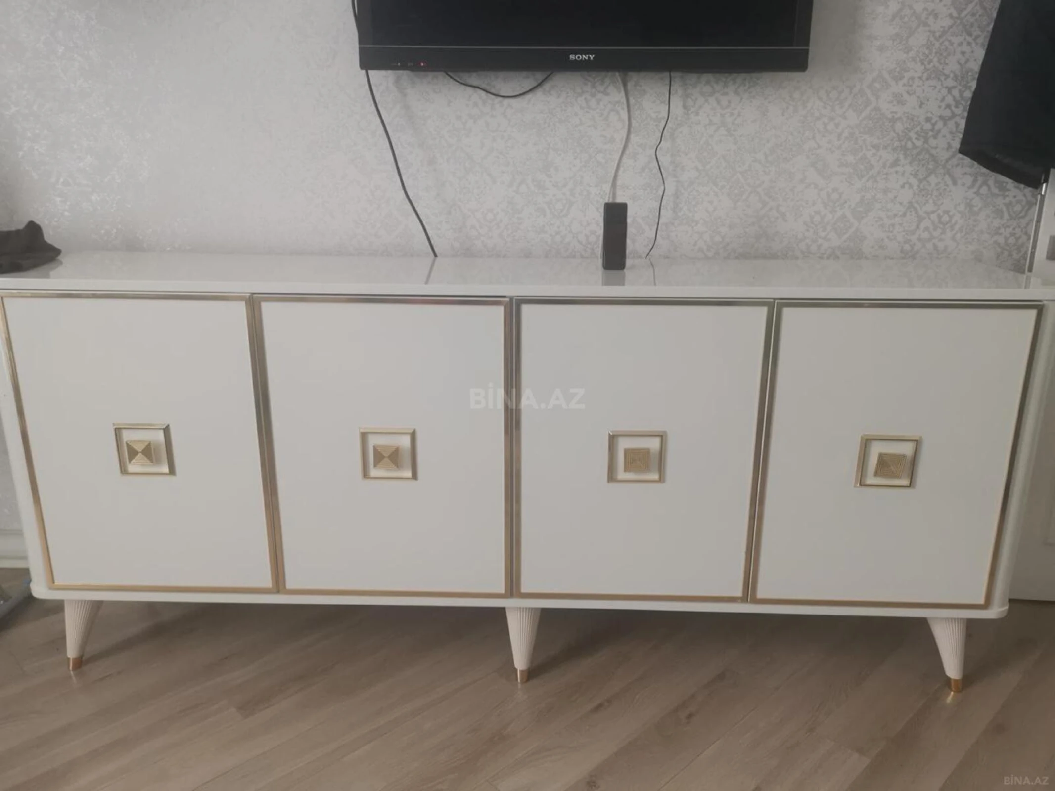 Kirayə verilir 2 otaqlı mənzil 60 m²