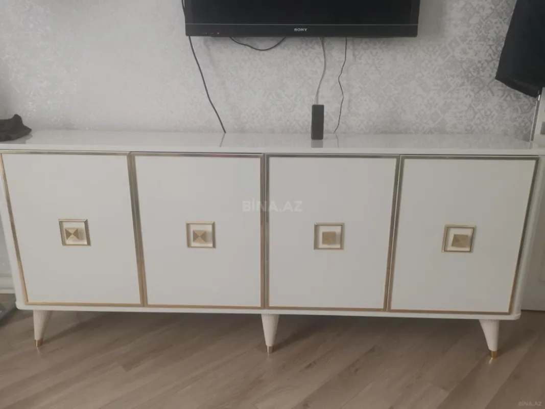 Kirayə verilir 2 otaqlı mənzil 60 m²