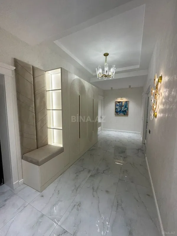 Kirayə verilir 3 otaqlı mənzil 140 m²