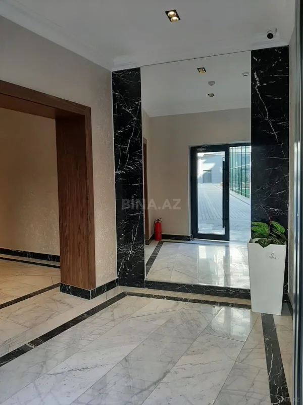 Kirayə verilir 3 otaqlı mənzil 140 m²