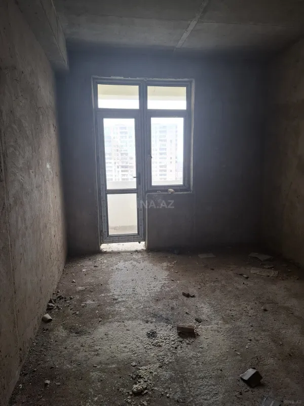 Satılır 1 otaqlı mənzil 65 m²