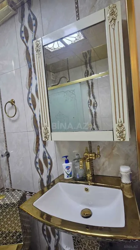 Kirayə verilir 2 otaqlı mənzil 39 m²