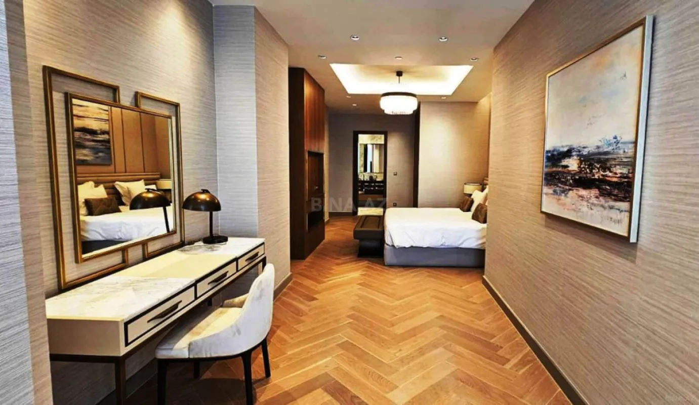 Satılır 3 otaqlı mənzil 155 m²