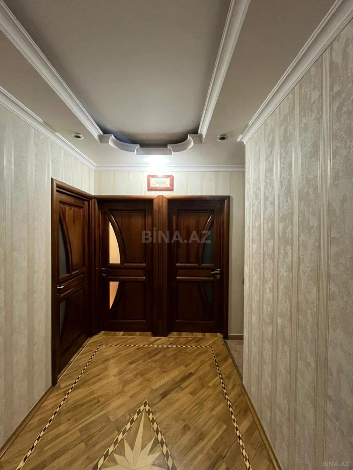 Satılır 4 otaqlı mənzil 100 m²