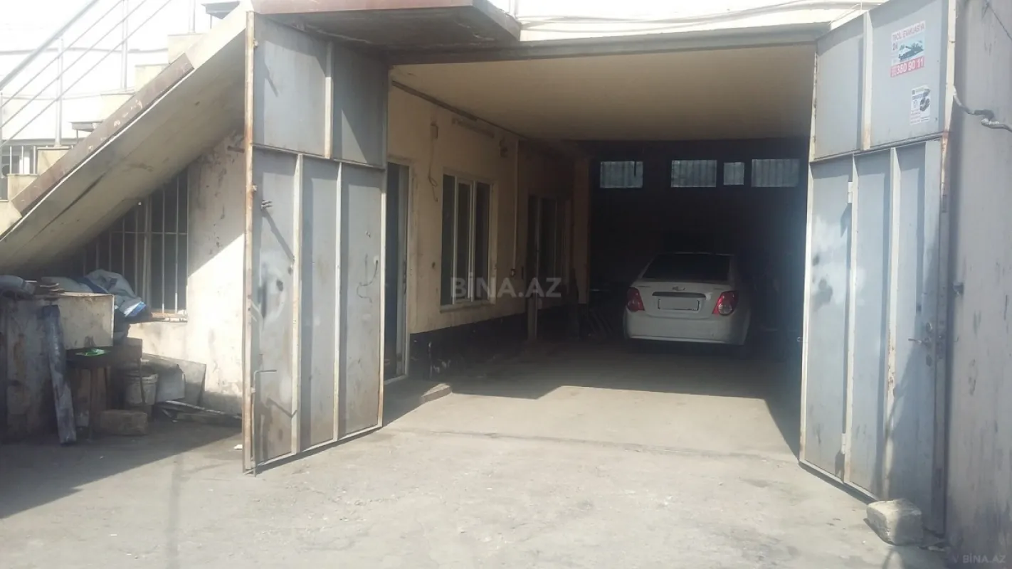 Satılır obyekt 955 m²