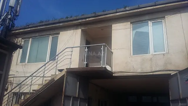 Satılır obyekt 955 m²