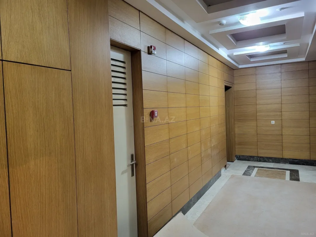 Satılır 3 otaqlı mənzil 188 m²