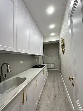 Satılır 2 otaqlı mənzil 61 m²