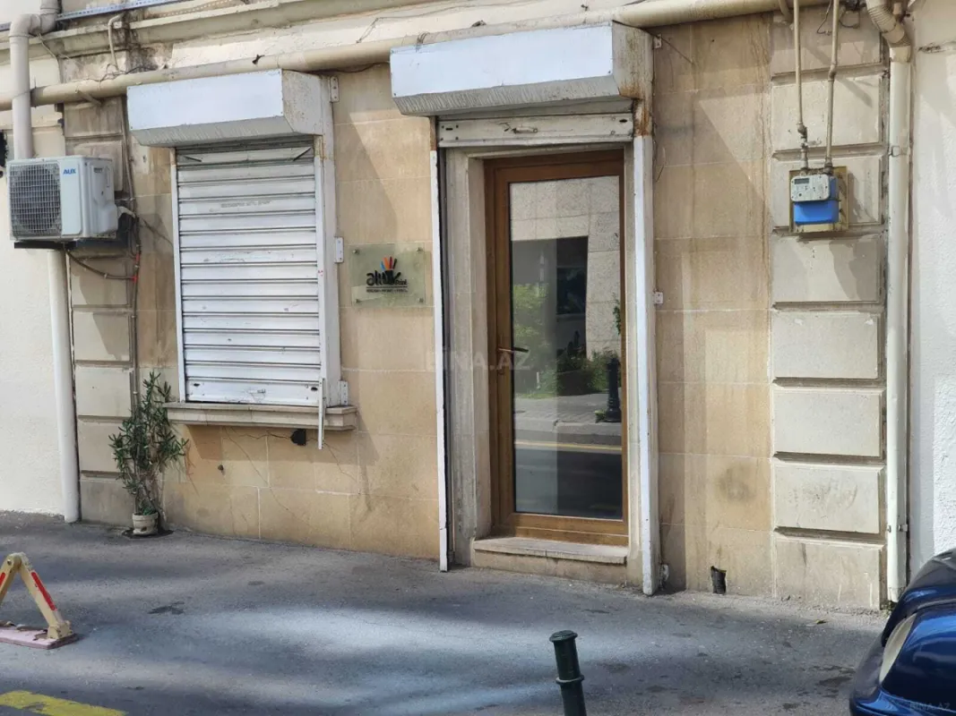 Satılır obyekt 30 m²