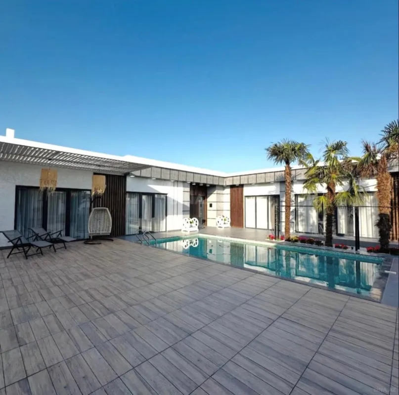 Kirayə verilir 4 otaqlı həyət evi 240 m²