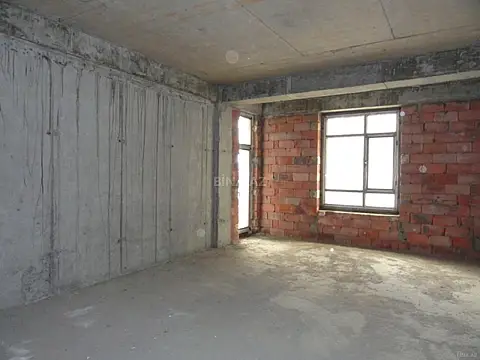 Satılır 3 otaqlı mənzil 157 m²