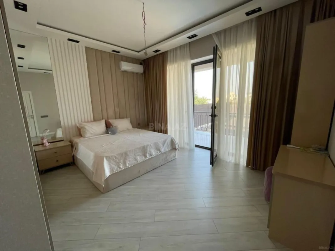 Kirayə verilir 5 otaqlı həyət evi 380 m²