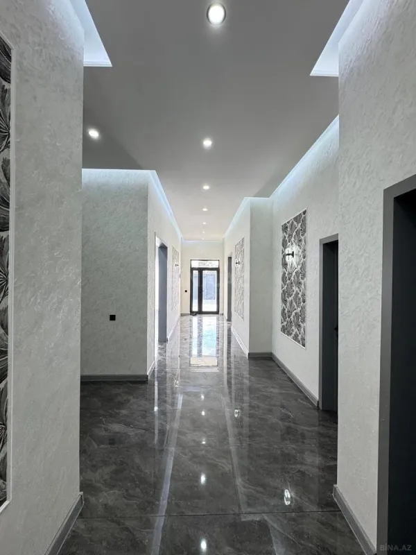 Satılır 4 otaqlı həyət evi 180 m²