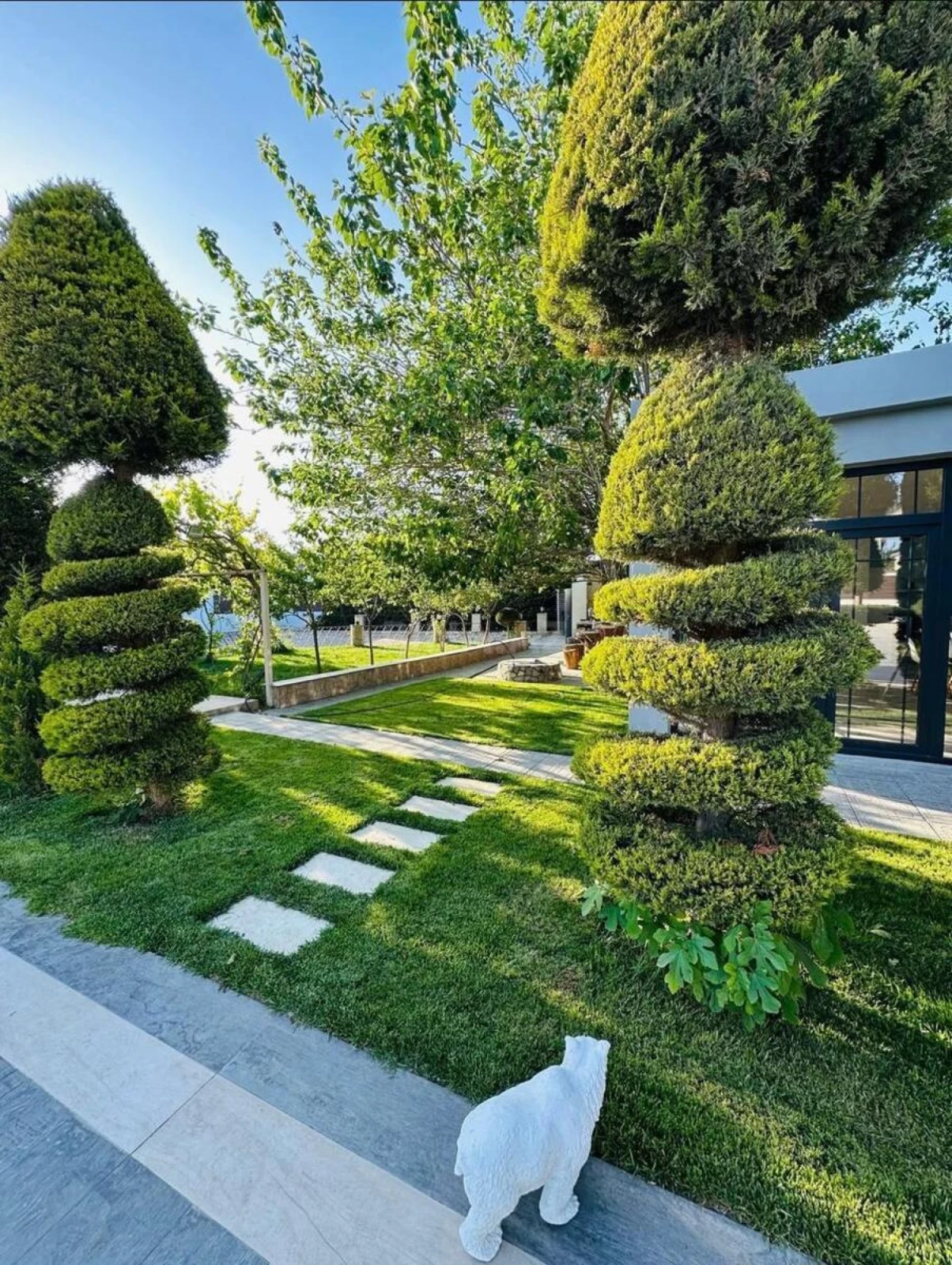 Kirayə verilir 5 otaqlı həyət evi 500 m²