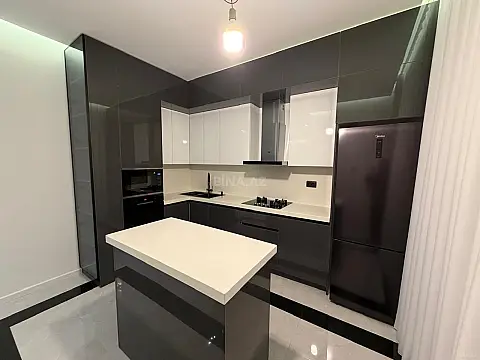 Kirayə verilir 5 otaqlı həyət evi 400 m²