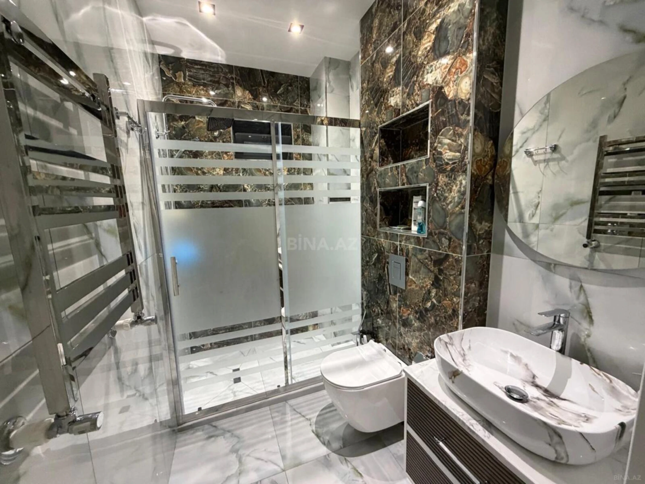 Kirayə verilir 5 otaqlı həyət evi 400 m²