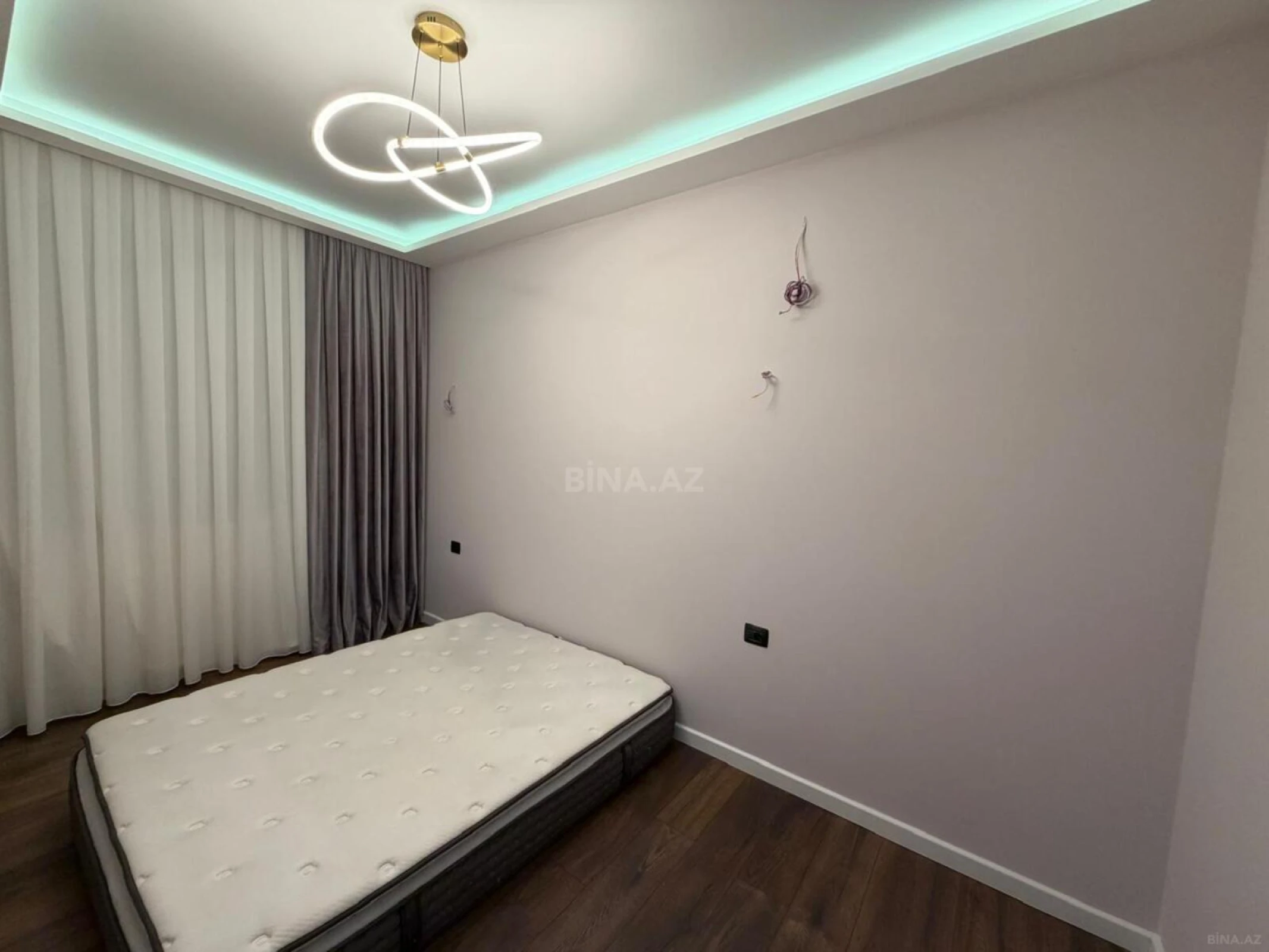Kirayə verilir 5 otaqlı həyət evi 400 m²