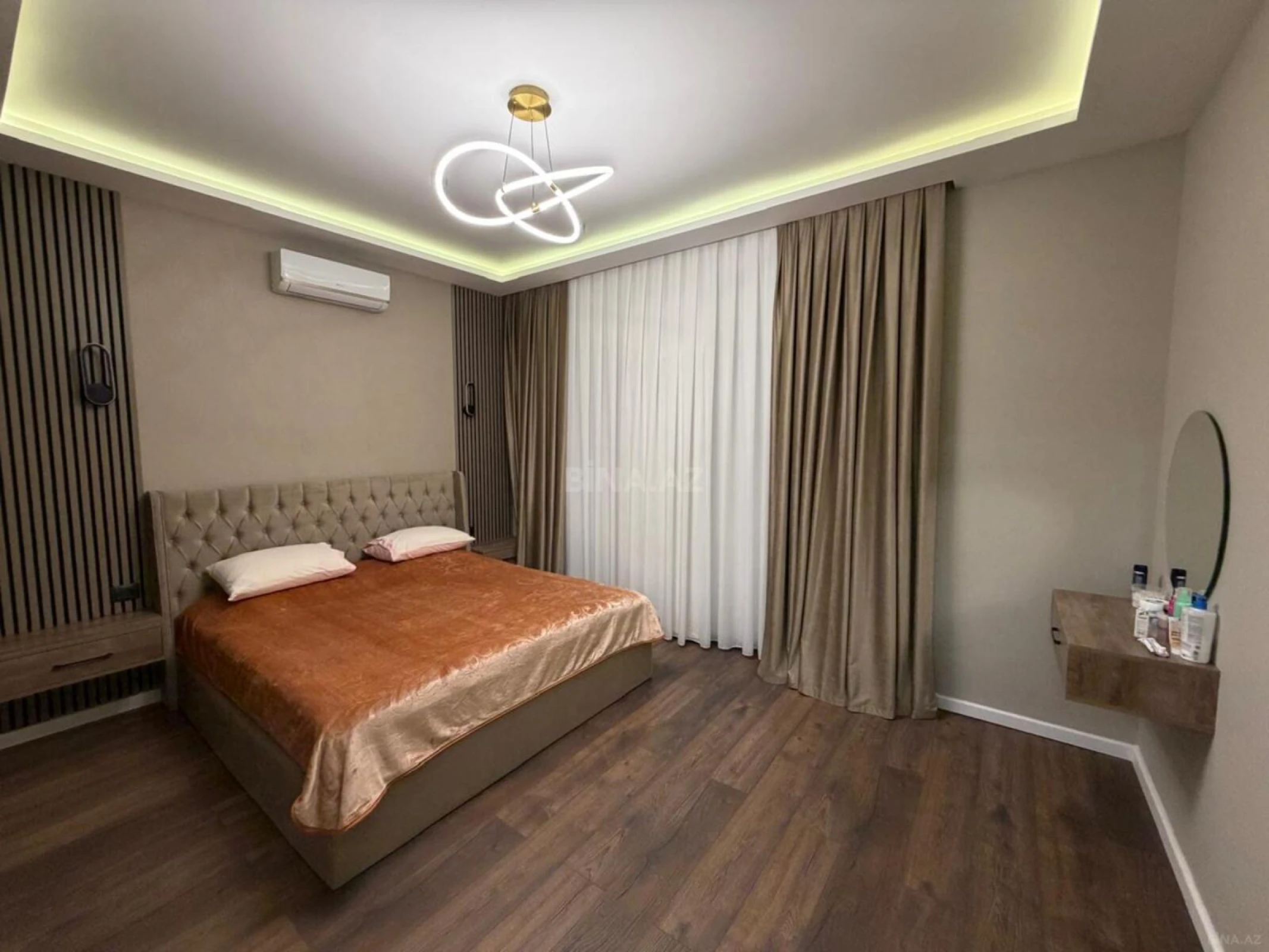 Kirayə verilir 5 otaqlı həyət evi 400 m²