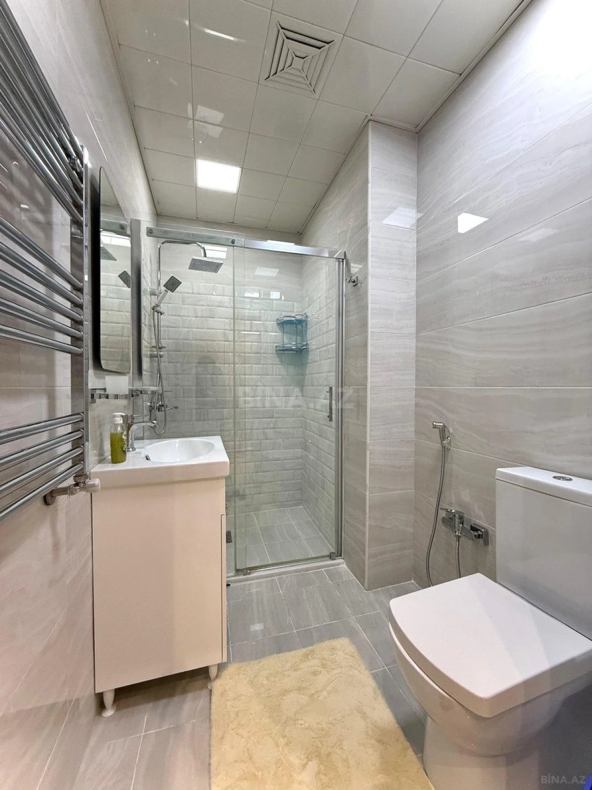 Satılır 2 otaqlı mənzil 60 m²
