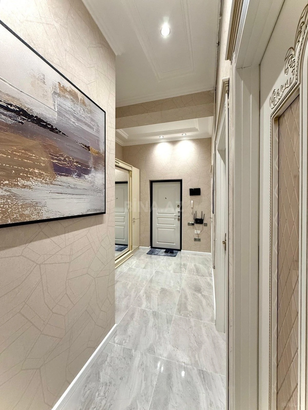 Satılır 2 otaqlı mənzil 60 m²