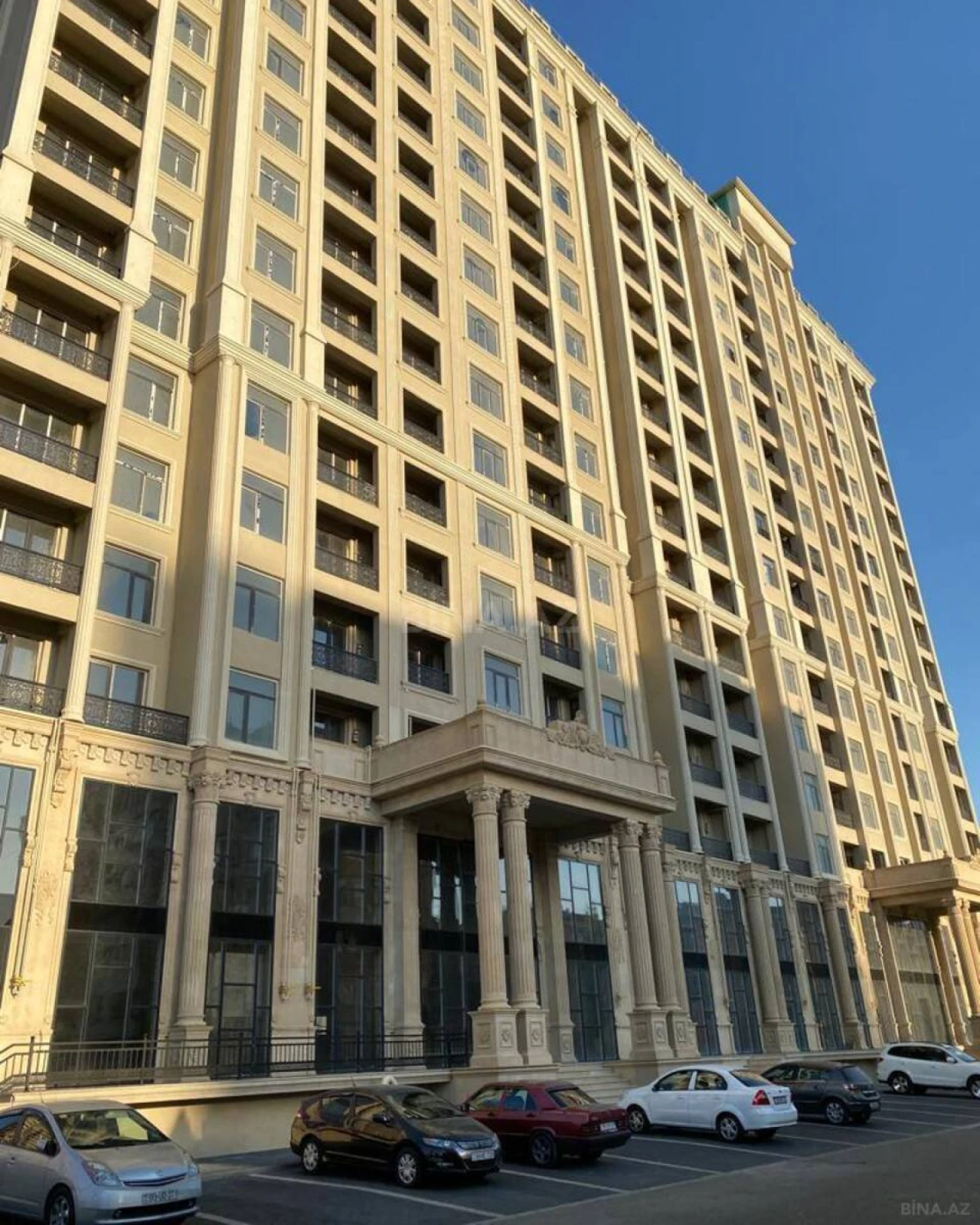 Kirayə verilir 2 otaqlı mənzil 80 m²