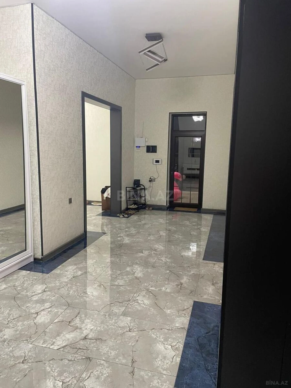 Kirayə verilir 4 otaqlı həyət evi 200 m²