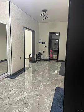 Kirayə verilir 4 otaqlı həyət evi 200 m²