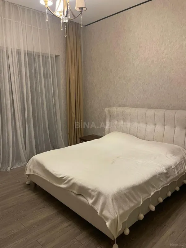 Kirayə verilir 4 otaqlı həyət evi 200 m²