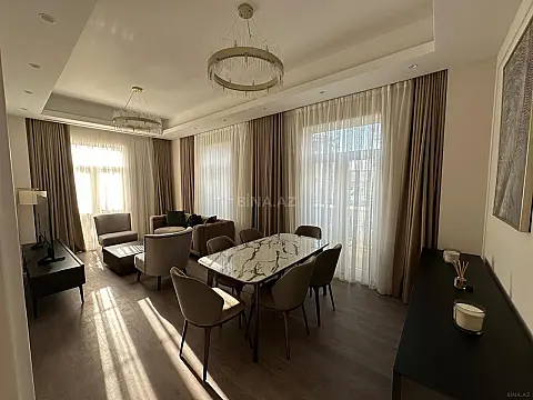 Kirayə verilir 3 otaqlı mənzil 111 m²