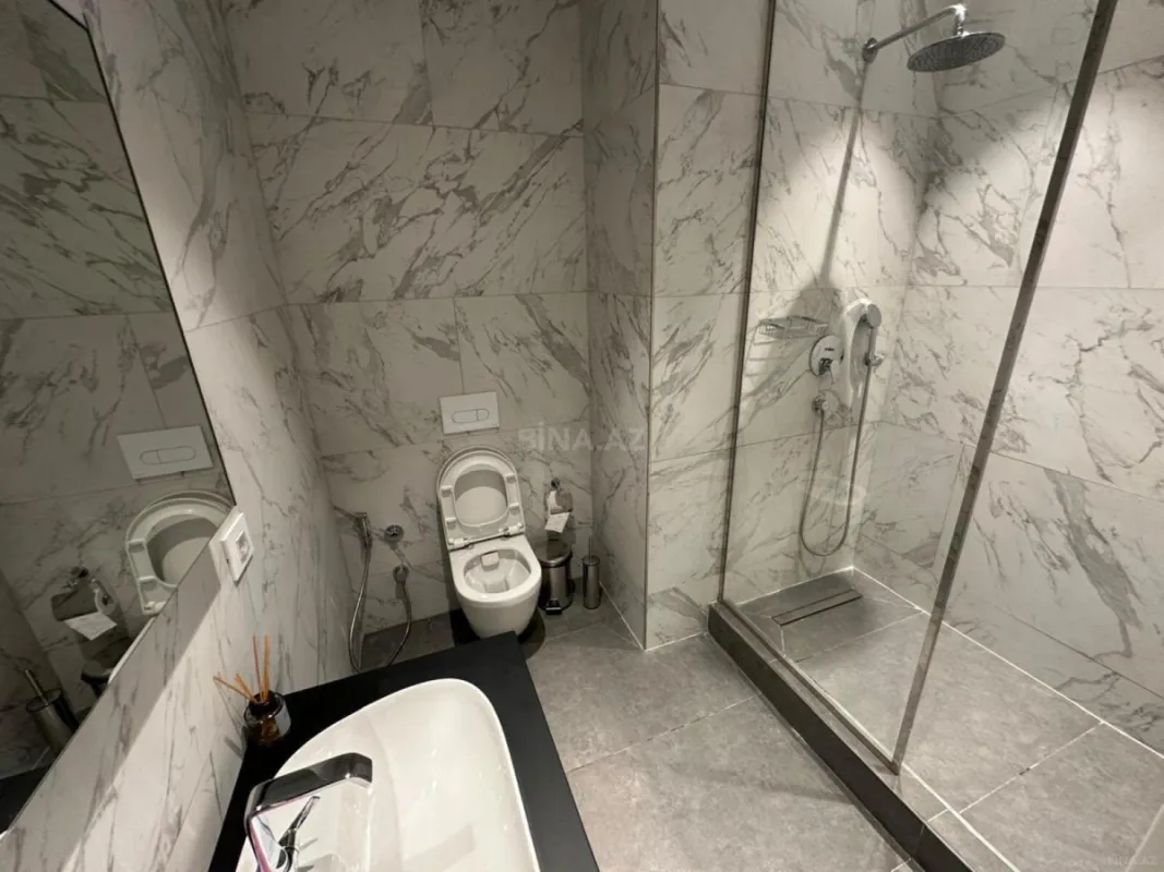 Kirayə verilir 3 otaqlı mənzil 111 m²