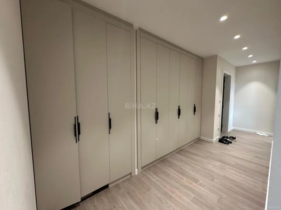 Kirayə verilir 3 otaqlı mənzil 111 m²