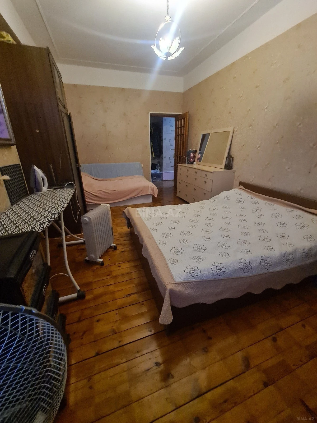 Satılır 2 otaqlı mənzil 70 m²