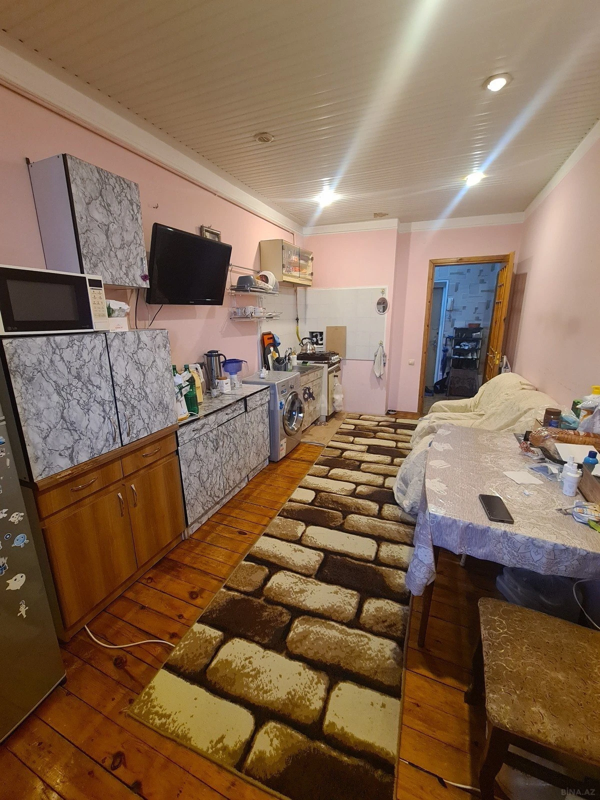 Satılır 2 otaqlı mənzil 70 m²