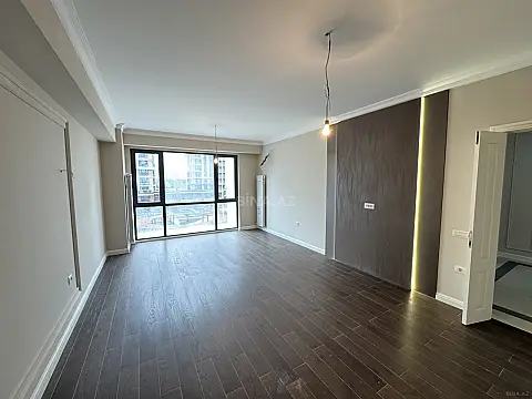 Satılır 3 otaqlı mənzil 128 m²