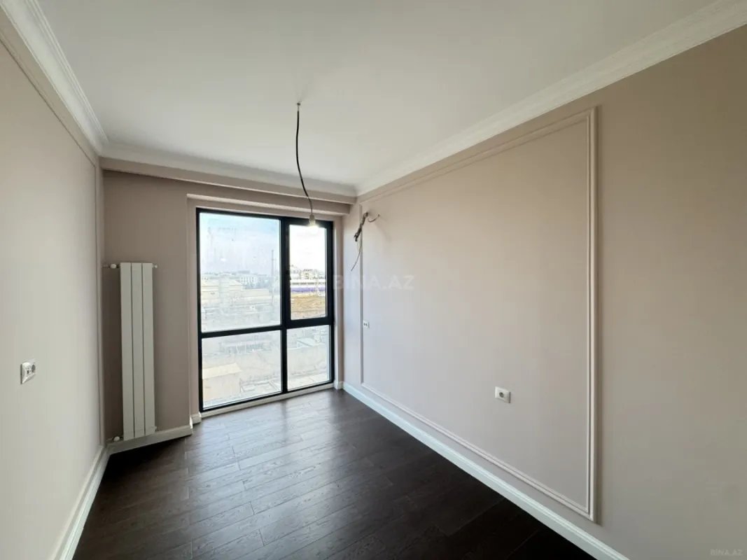 Satılır 3 otaqlı mənzil 128 m²