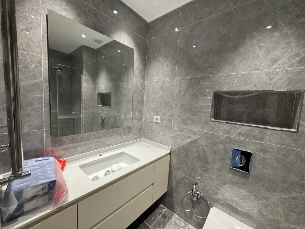 Satılır 3 otaqlı mənzil 128 m²