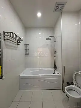 Kirayə verilir 3 otaqlı ofis 140 m²