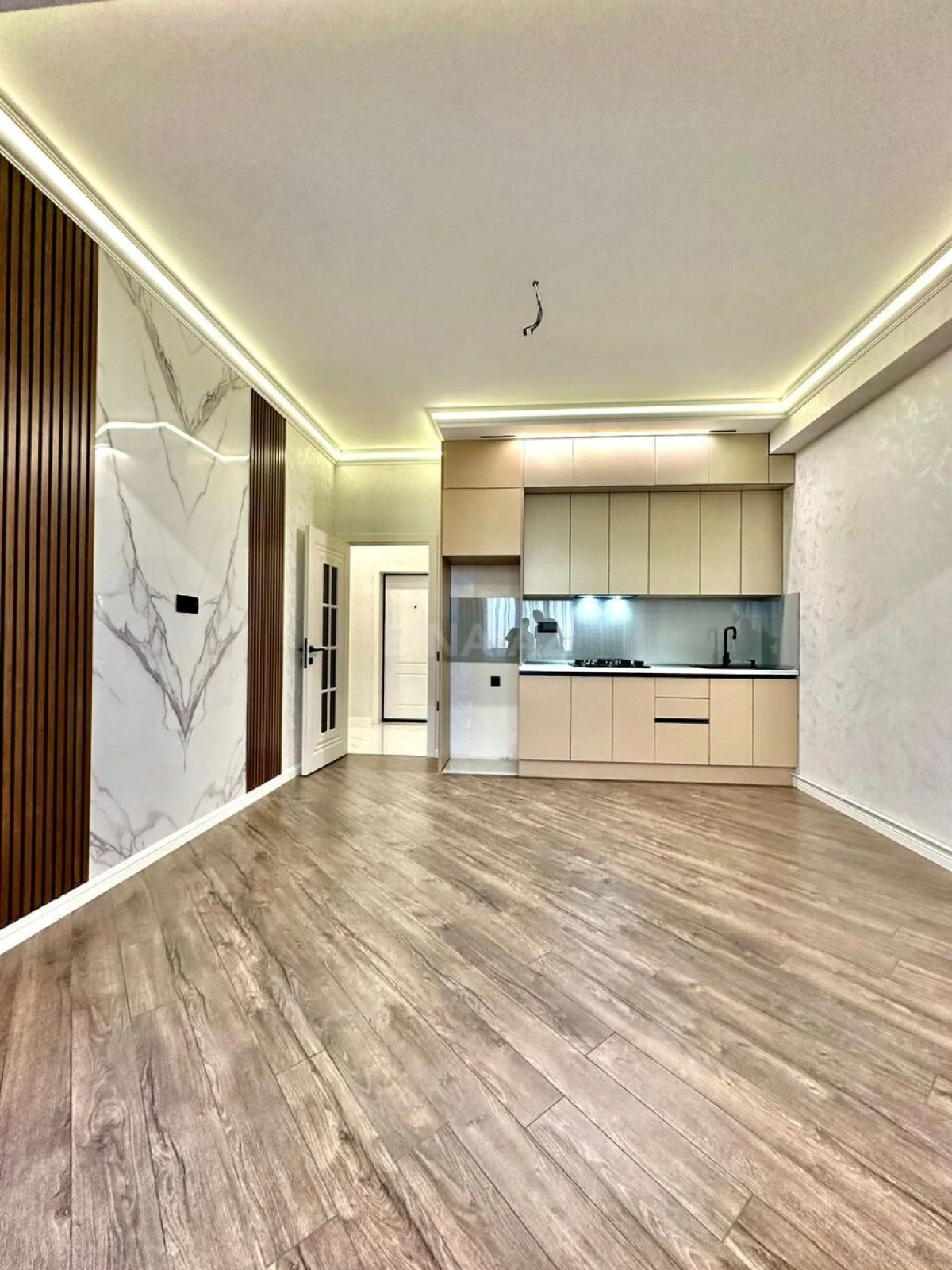 Satılır 2 otaqlı mənzil 55 m²