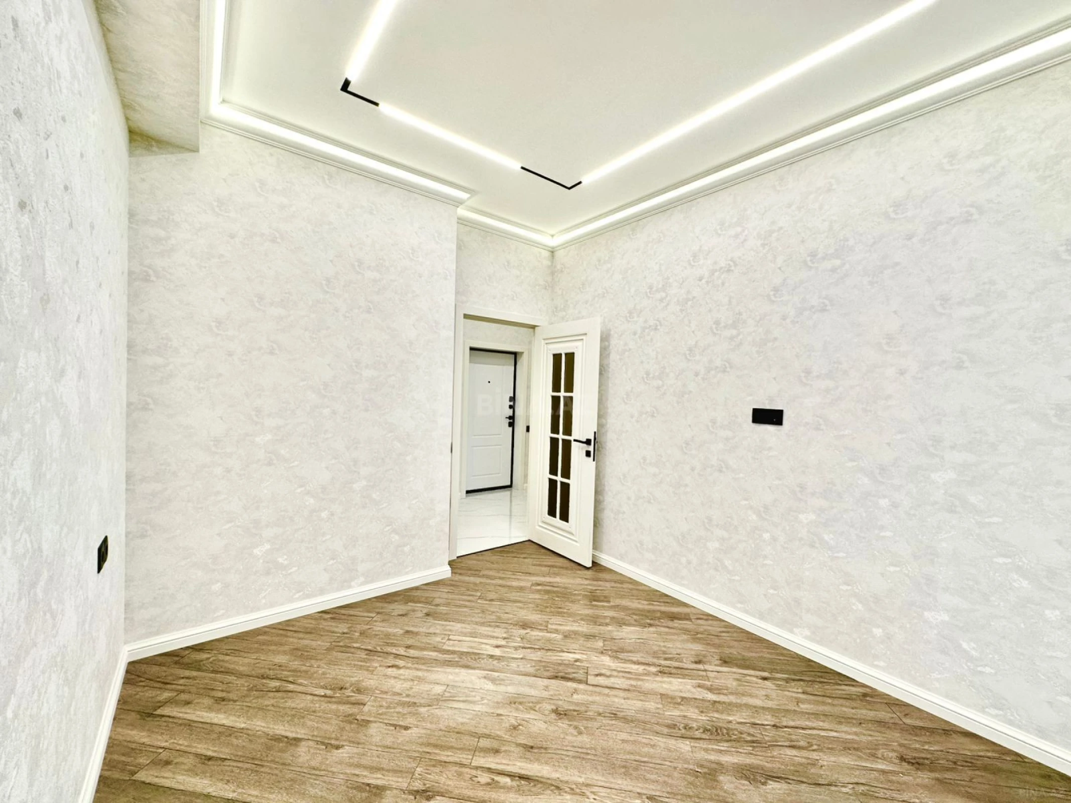 Satılır 2 otaqlı mənzil 55 m²