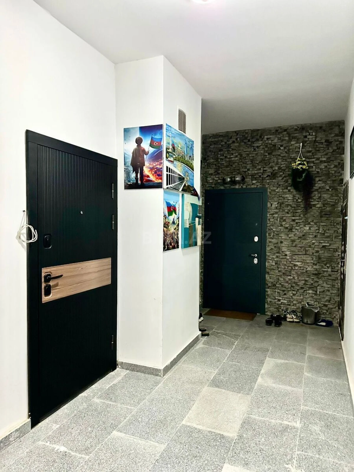 Satılır 2 otaqlı mənzil 55 m²