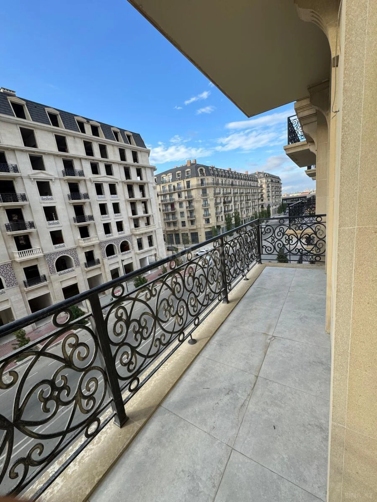 Kirayə verilir 2 otaqlı mənzil 65 m²