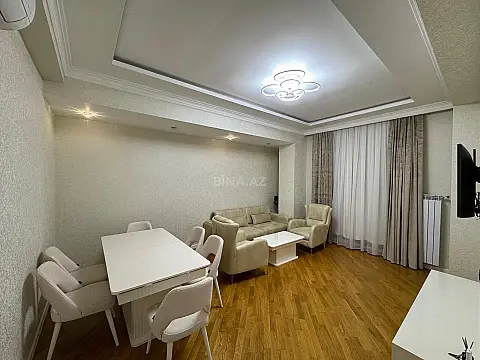 Kirayə verilir 2 otaqlı mənzil 65 m²
