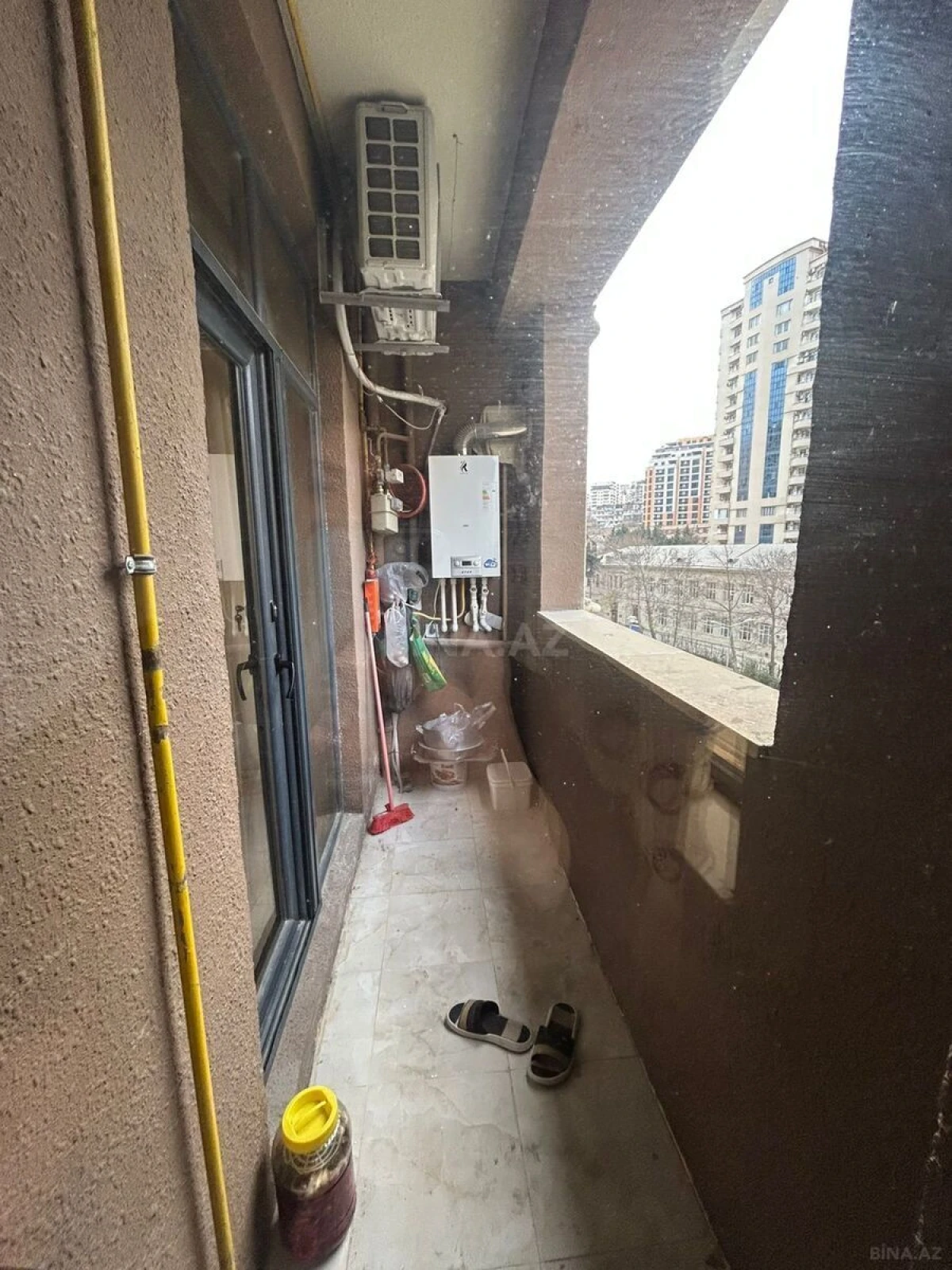 Satılır 3 otaqlı mənzil 105 m²